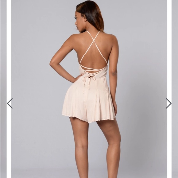 Fashion nova girl power romper - Picture 2 of 2